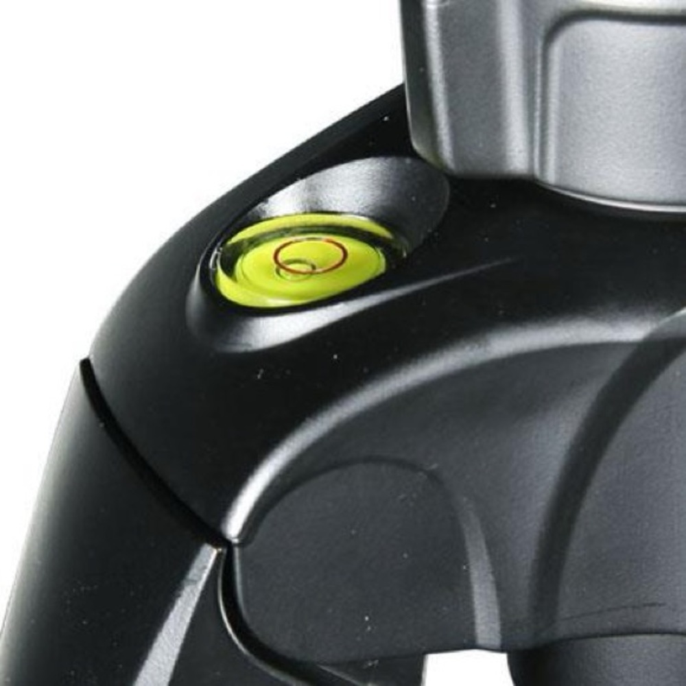 Vanguard MAK 233 Aluminum Alloy 3 Section Tripod with 3 Way Pan Head w/ level - Picture 4 of 8